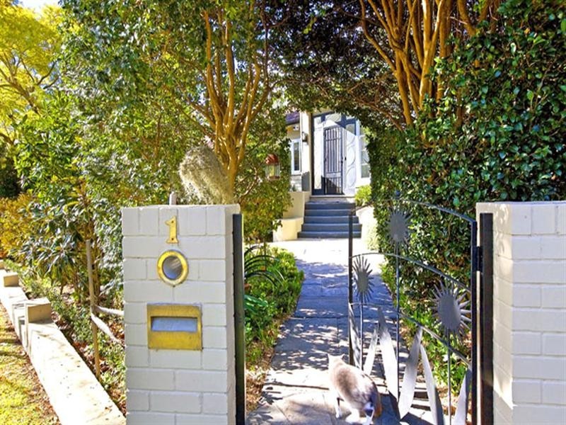 1 Katina Street, Turramurra NSW 2074