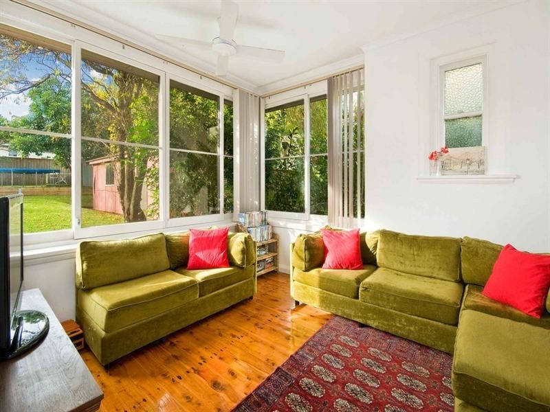 2 Moona Parade, Wahroonga NSW 2076