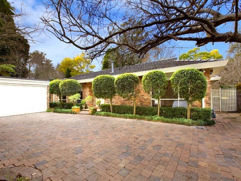 15 Millewa Avenue, Wahroonga NSW 2076