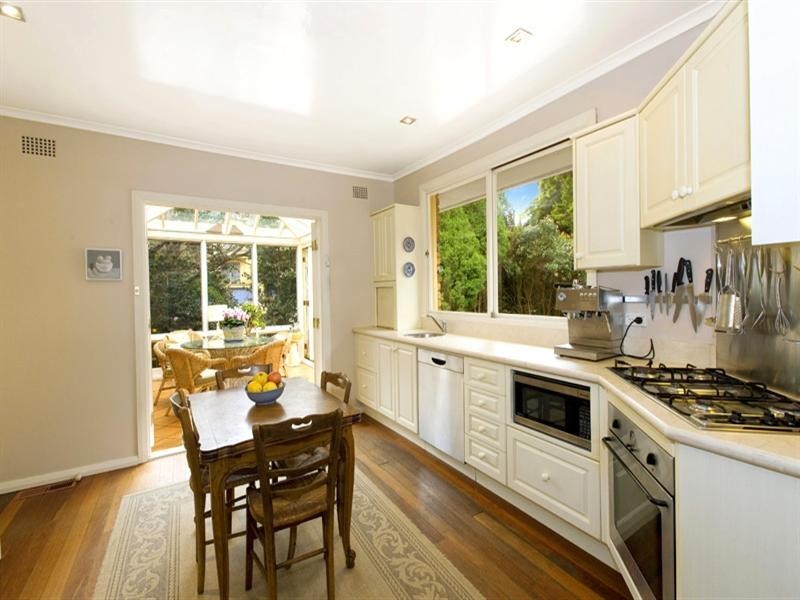 15 Millewa Avenue, Wahroonga NSW 2076