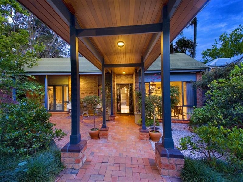 80 Warragal Road, Turramurra NSW 2074