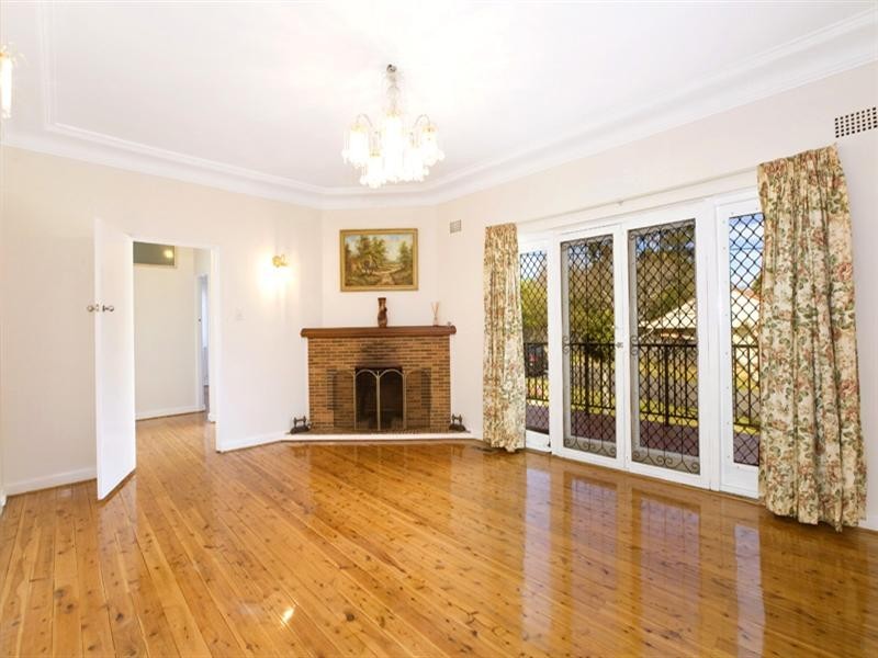 22 Evelyn Avenue, Turramurra NSW 2074