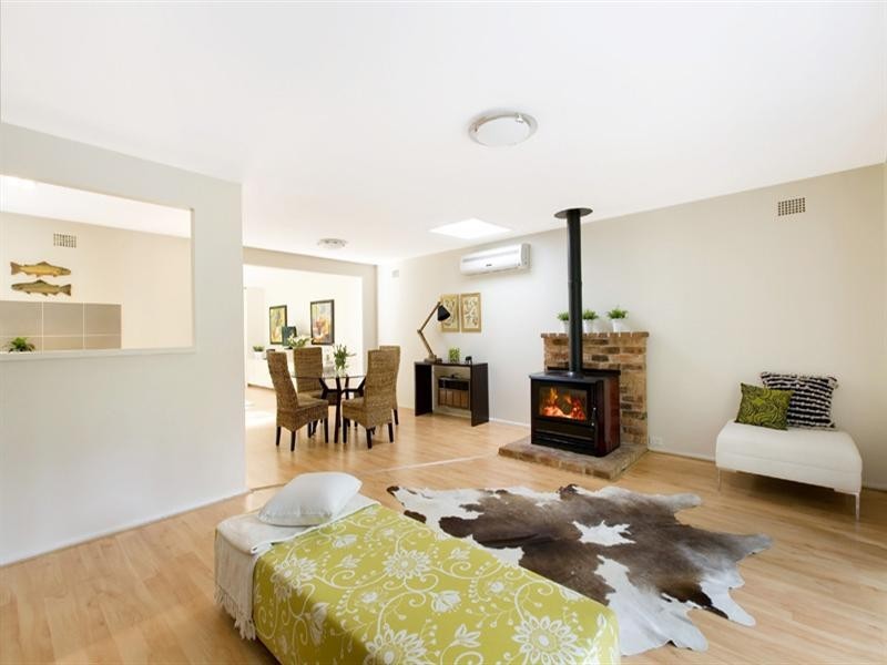 12 Robin Avenue, Turramurra NSW 2074