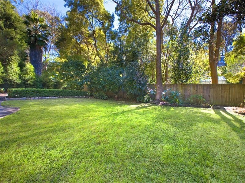 12 Robin Avenue, Turramurra NSW 2074