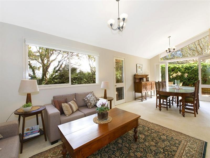 21 Greenway Drive, Pymble NSW 2073