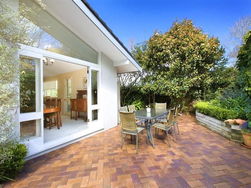 21 Greenway Drive, Pymble NSW 2073