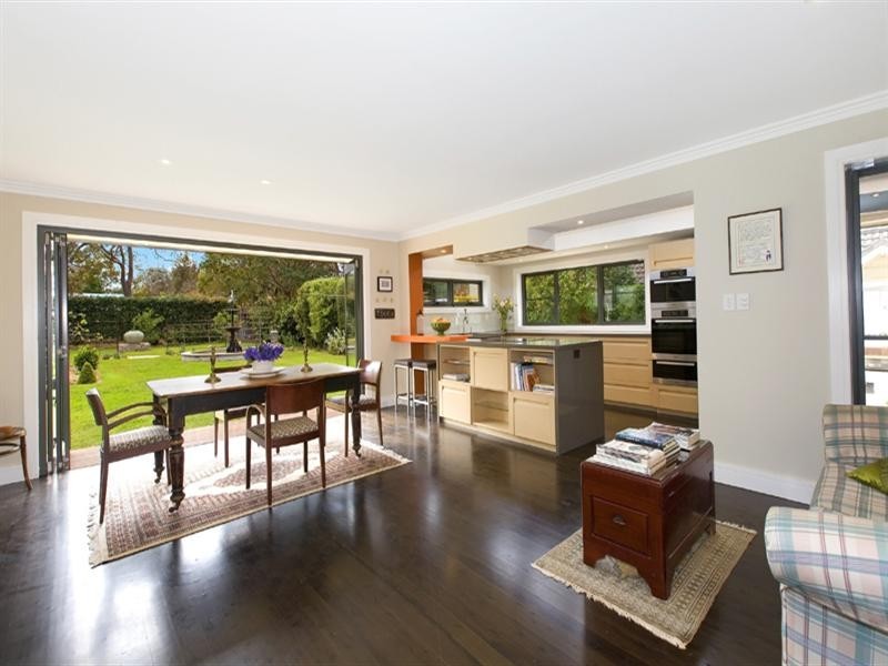 8 Eden Avenue, Turramurra NSW 2074