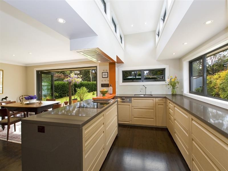 8 Eden Avenue, Turramurra NSW 2074