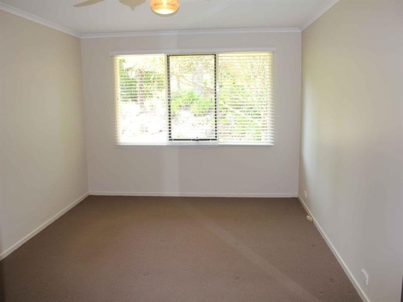 27 Greenhill Crescent, St Ives NSW 2075