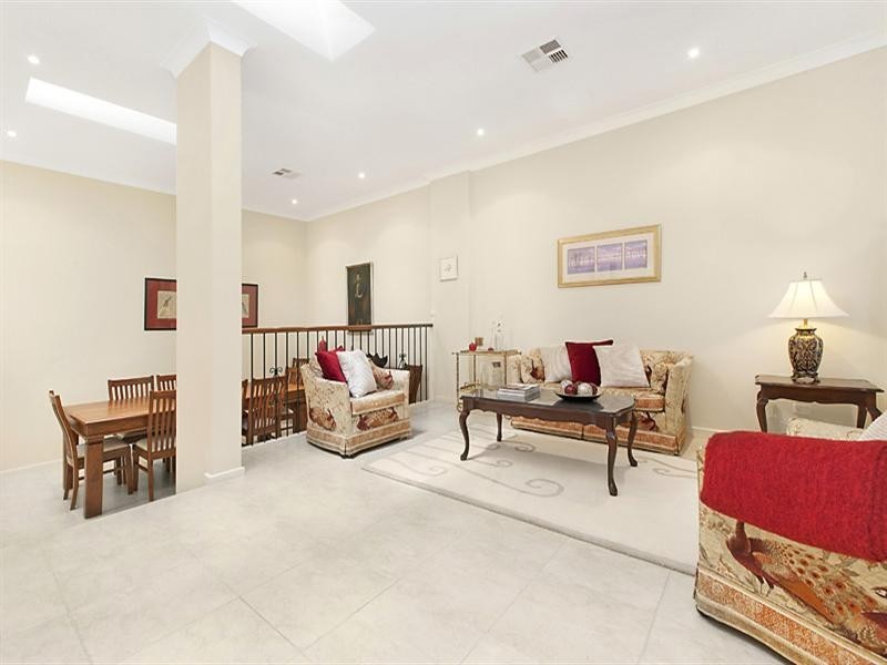 70 Warragal Road, Turramurra NSW 2074