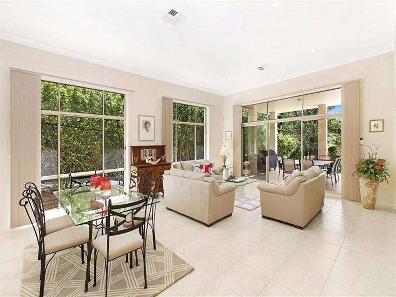 70 Warragal Road, Turramurra NSW 2074