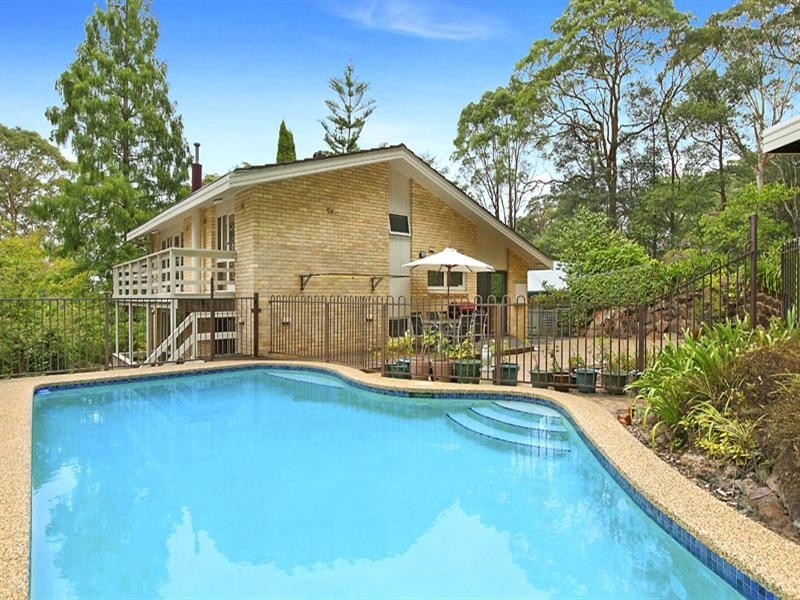 17 Campbell Drive, Wahroonga NSW 2076