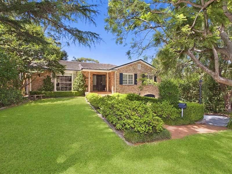 2 Gladstone Avenue, Warrawee NSW 2074