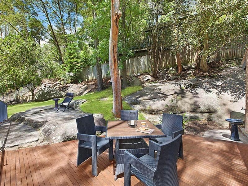 21 Elegans Avenue, St Ives NSW 2075