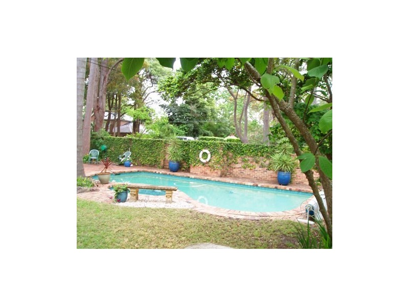 2 Cliff Avenue, Wahroonga NSW 2076