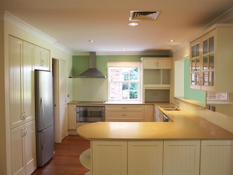 2 Cliff Avenue, Wahroonga NSW 2076