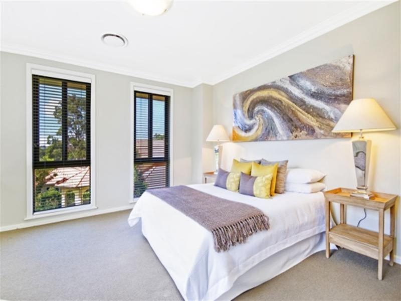 43 Tyneside Avenue, North Willoughby NSW 2068