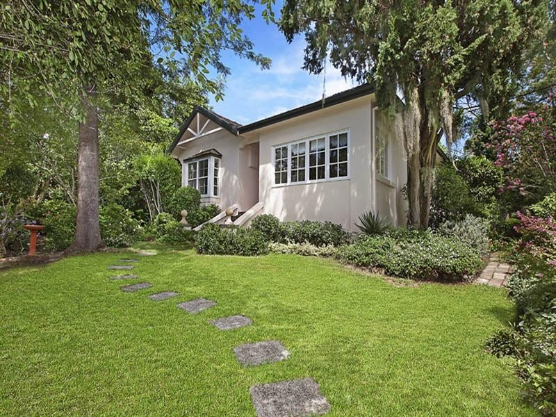 43 The Chase Road, Turramurra NSW 2074