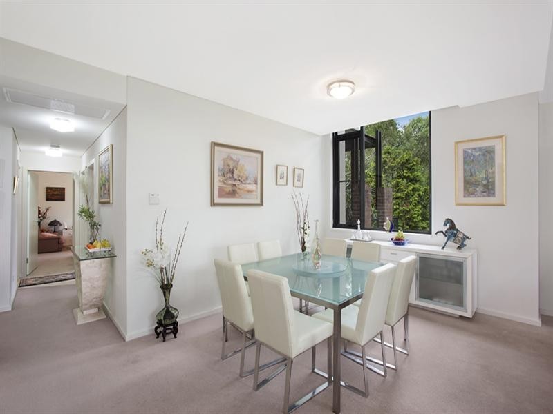 8/2 Marshall Avenue, Warrawee NSW 2074