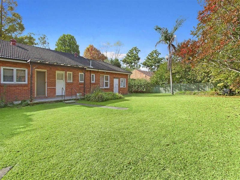9 Dalton Road, St Ives NSW 2075
