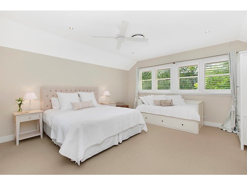 13 Katina Street, Turramurra NSW 2074