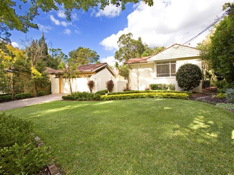 17 Wahroonga Avenue, Wahroonga NSW 2076