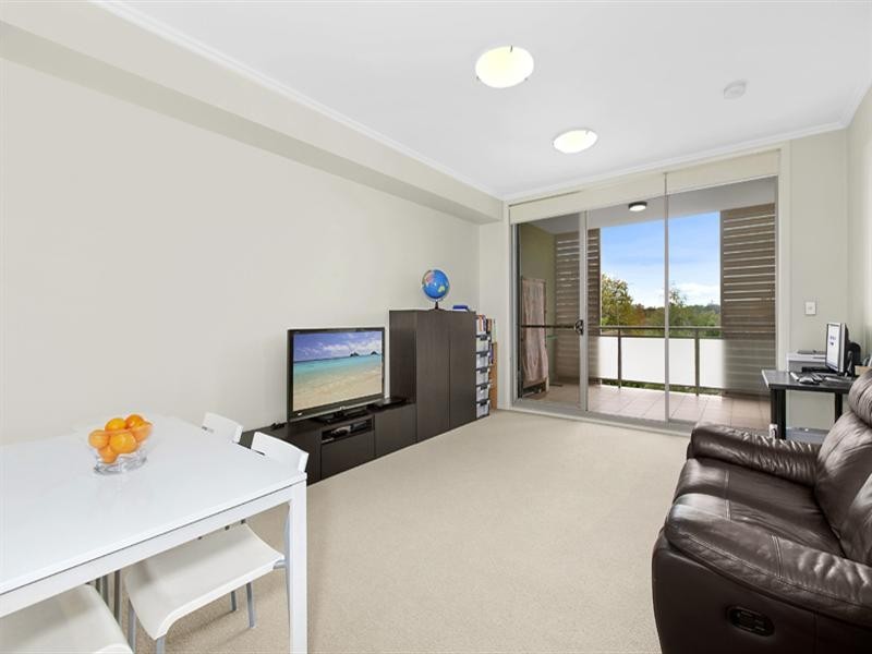18/1-3 Cherry Street, Warrawee NSW 2074