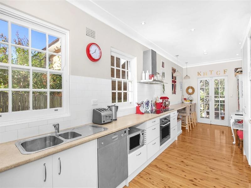 8 Eurong Street, Wahroonga NSW 2076