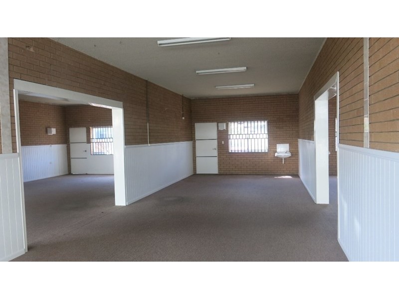 50 Hornibrook Esplanade, Clontarf QLD 4019