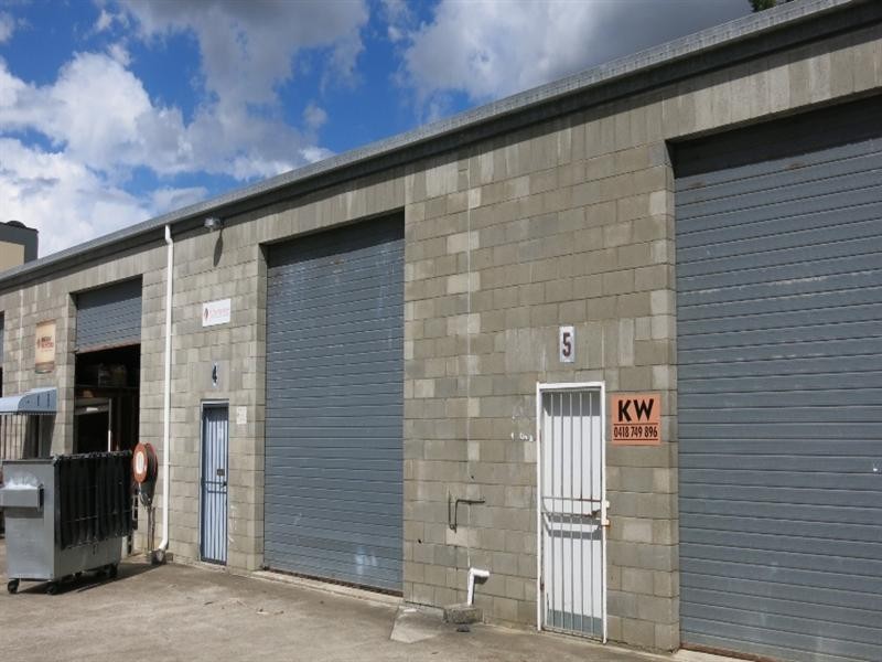 Everton Hills QLD 4053