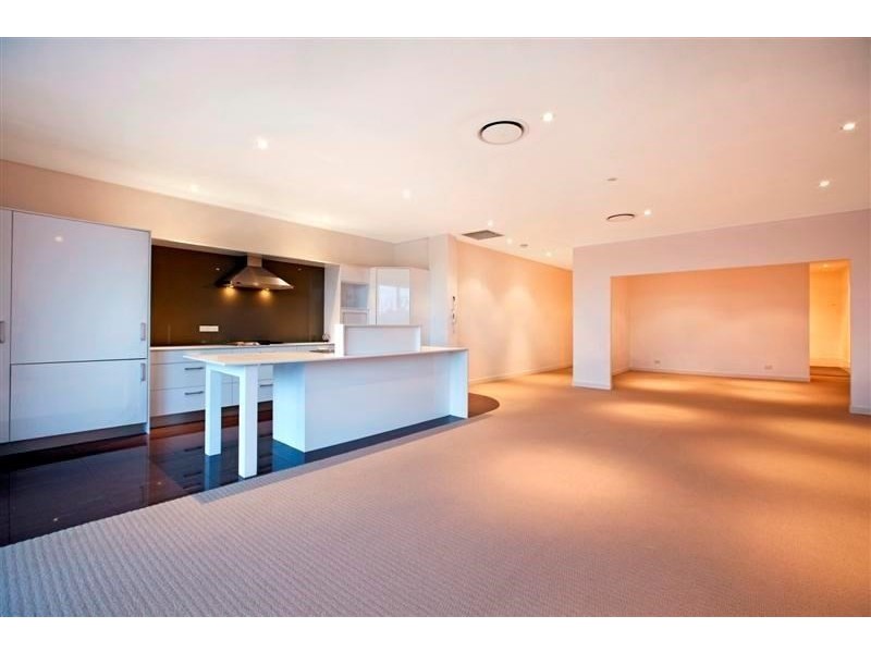 8/31 Thompson Street, Bowen Hills QLD 4006