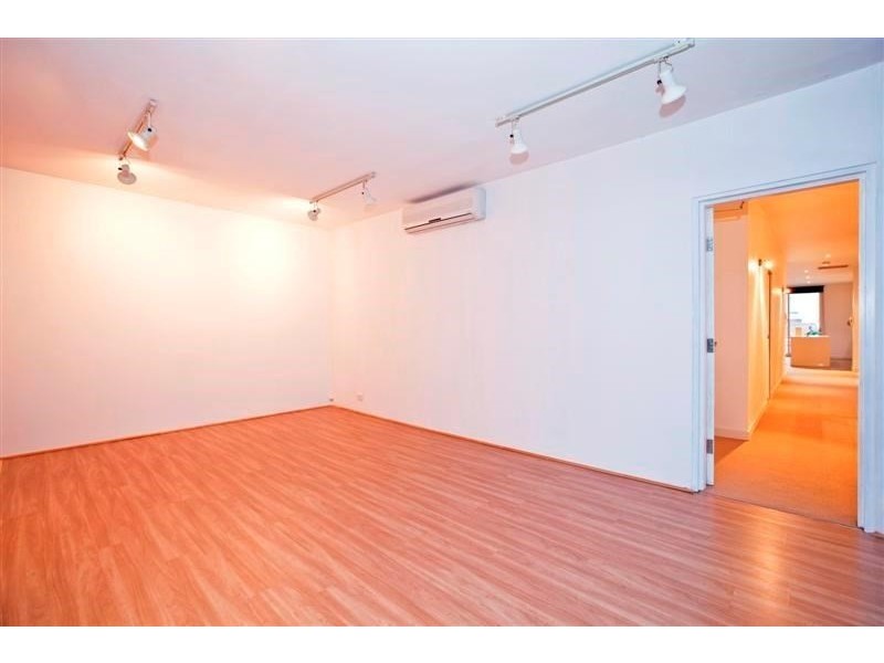 8/31 Thompson Street, Bowen Hills QLD 4006