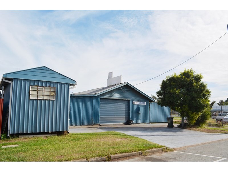 3-5 Mill Street, Petrie QLD 4502