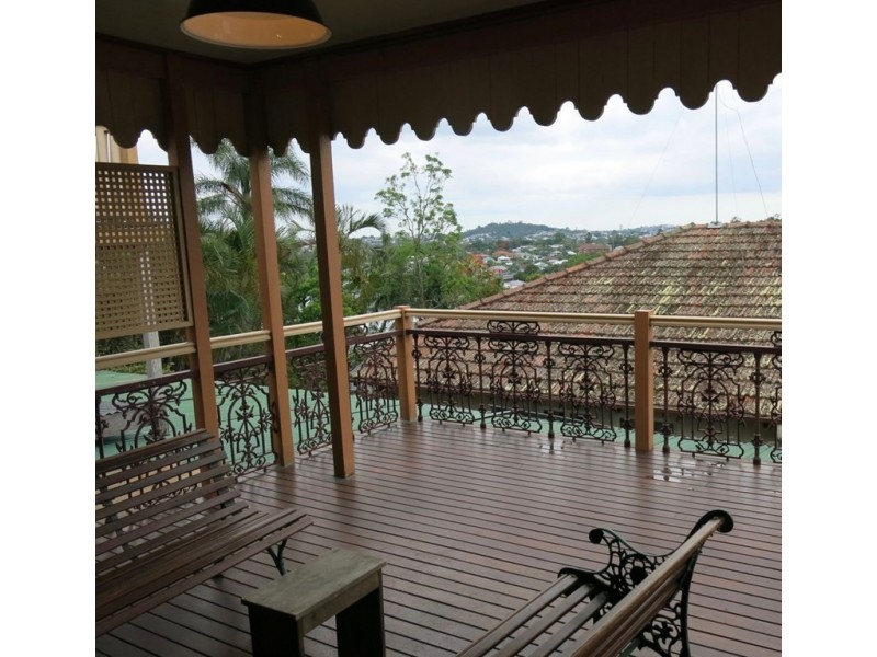 65 Windsor Road, Red Hill QLD 4059