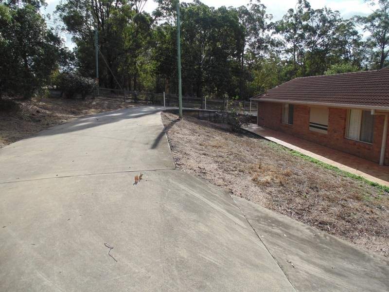 130 Eatons Crossing Road, Warner QLD 4500