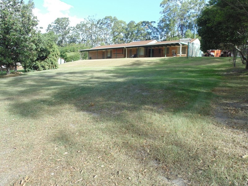 130 Eatons Crossing Road, Warner QLD 4500