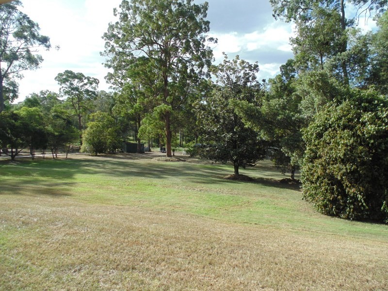 130 Eatons Crossing Road, Warner QLD 4500