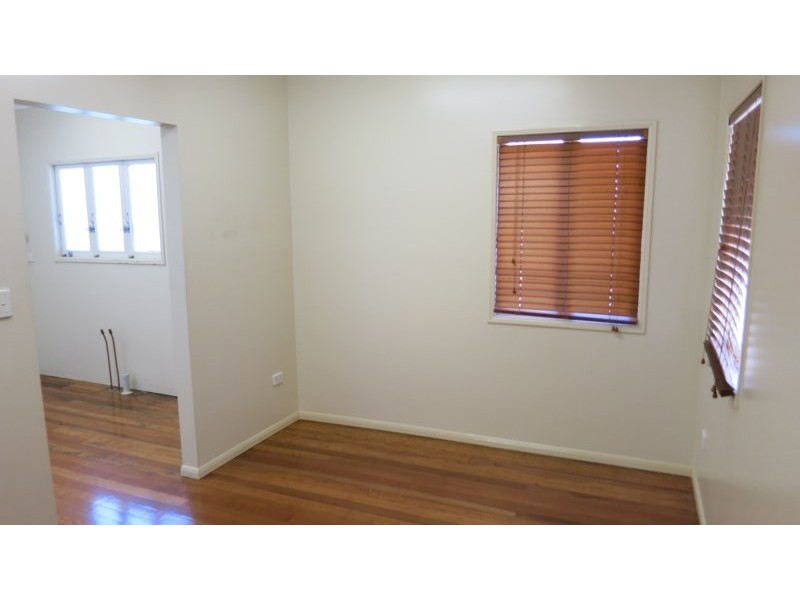 Wavell Heights QLD 4012