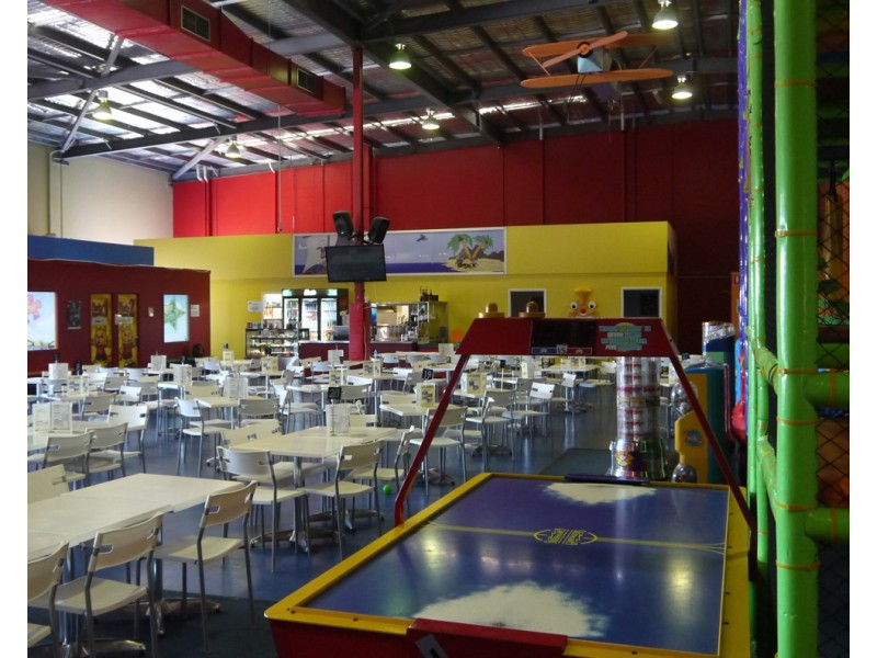 15+16/104 Gympie Road, Strathpine QLD 4500