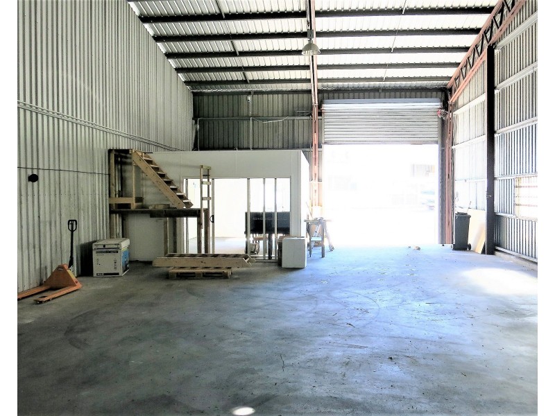 Arana Hills QLD 4054