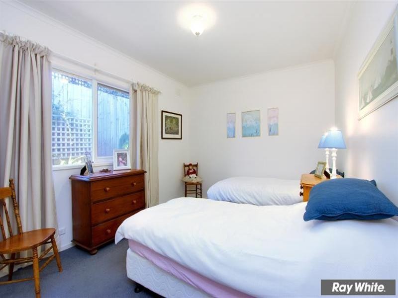 12 Ti-Tree Grove, Mornington VIC 3931