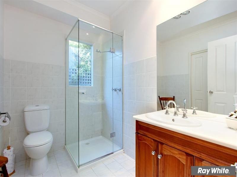 12 Ti-Tree Grove, Mornington VIC 3931