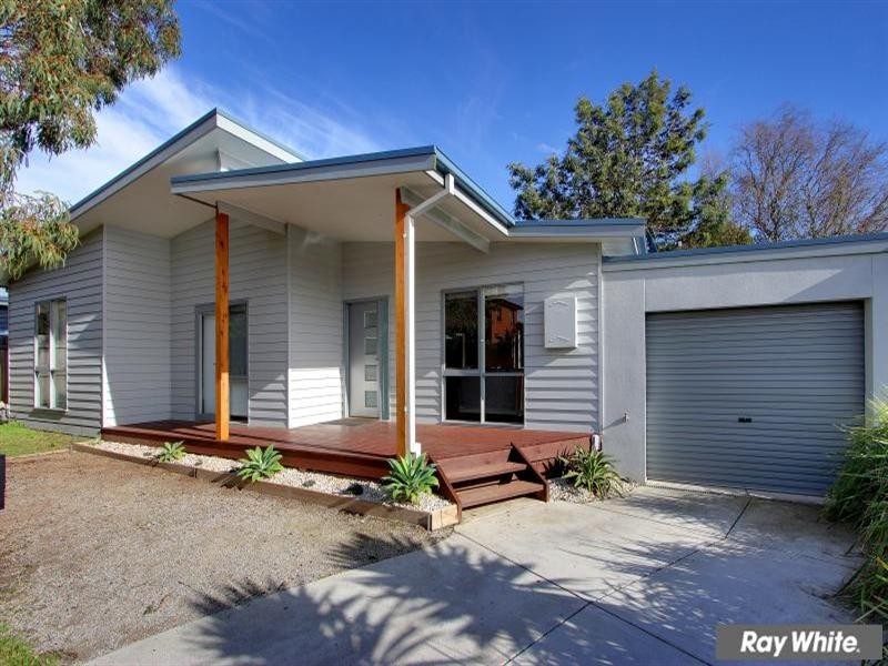 17 Saltaire Lane, Mornington VIC 3931