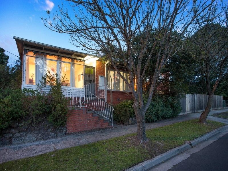 2 Clarke Street, Frankston VIC 3199