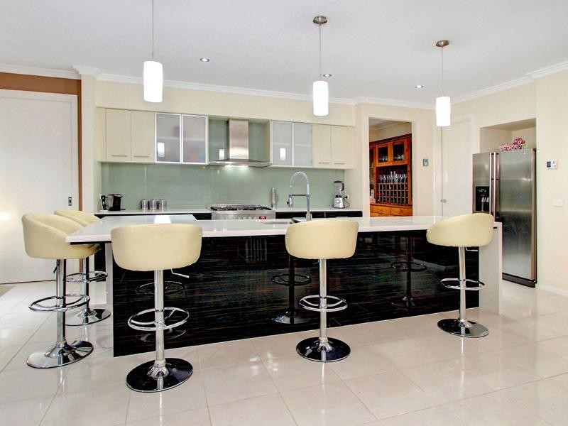 18a Shelbourne Court, Mornington VIC 3931