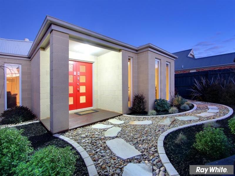 10 Sweetlands Court, Mount Martha VIC 3934