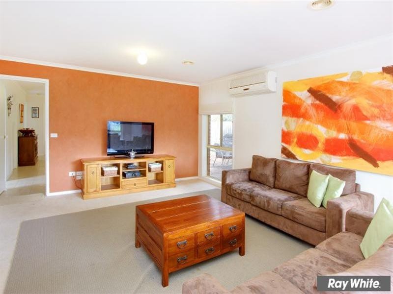 22 Robin Hill Drive, Mornington VIC 3931