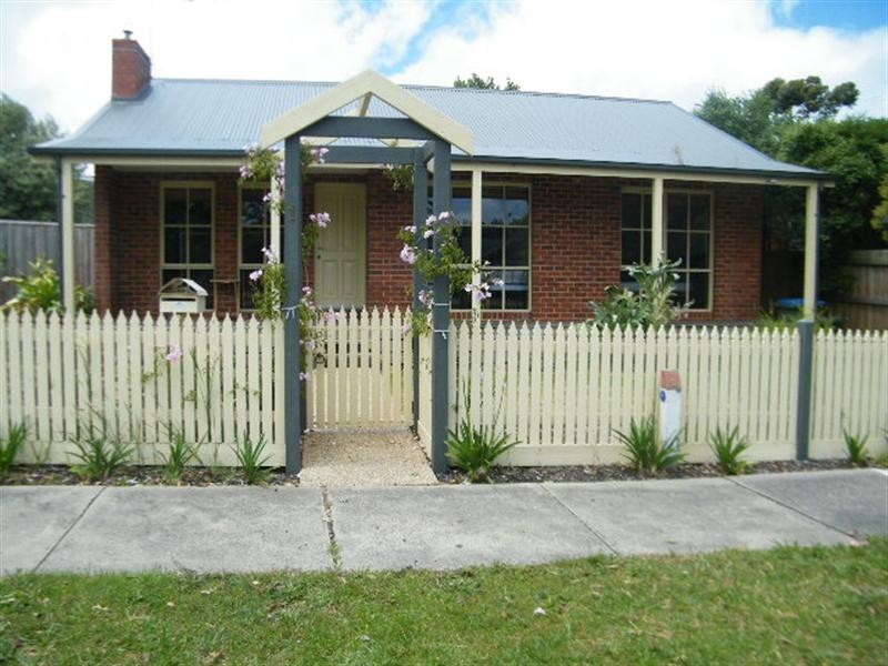 1 Karella Crescent, Mornington VIC 3931