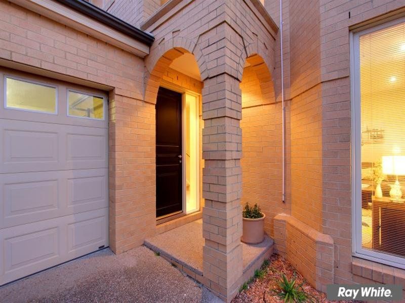 13 Cook Street, Mornington VIC 3931