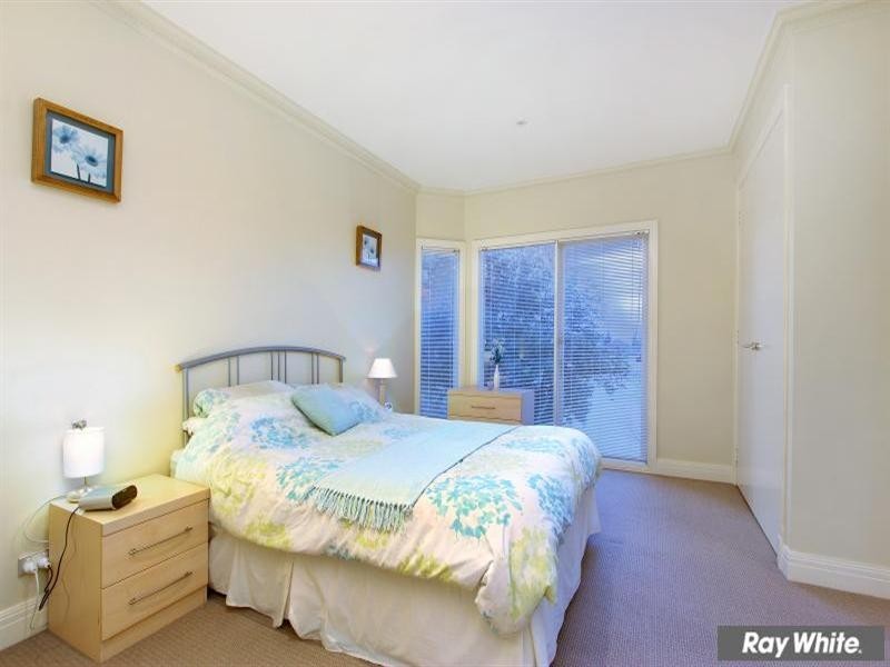 13 Cook Street, Mornington VIC 3931